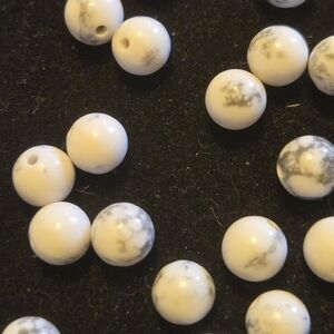 White and Gray Marbled Beads